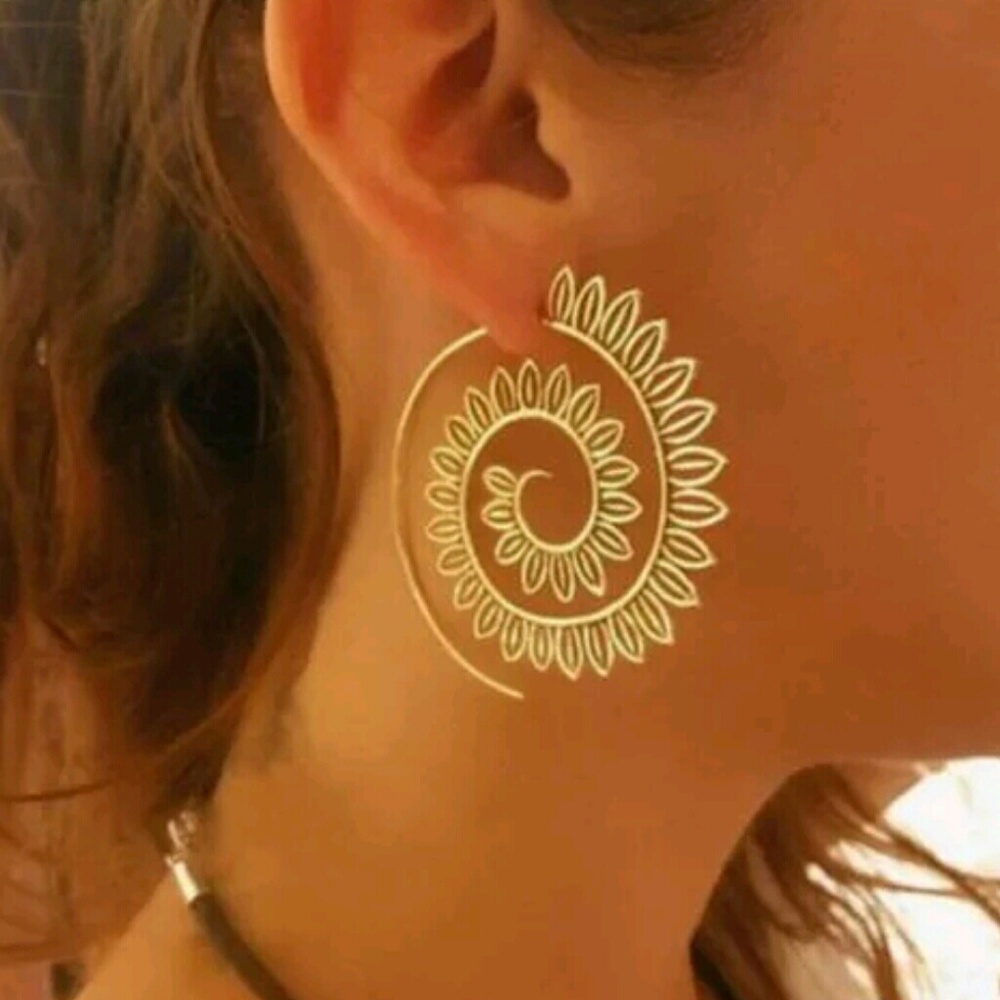 Tribal Circle Spiral Hoop Leaf Earrings